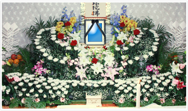約60万での生花祭壇例画像